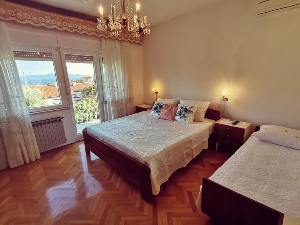 Apartment Grzin Ловран Екстер'єр фото