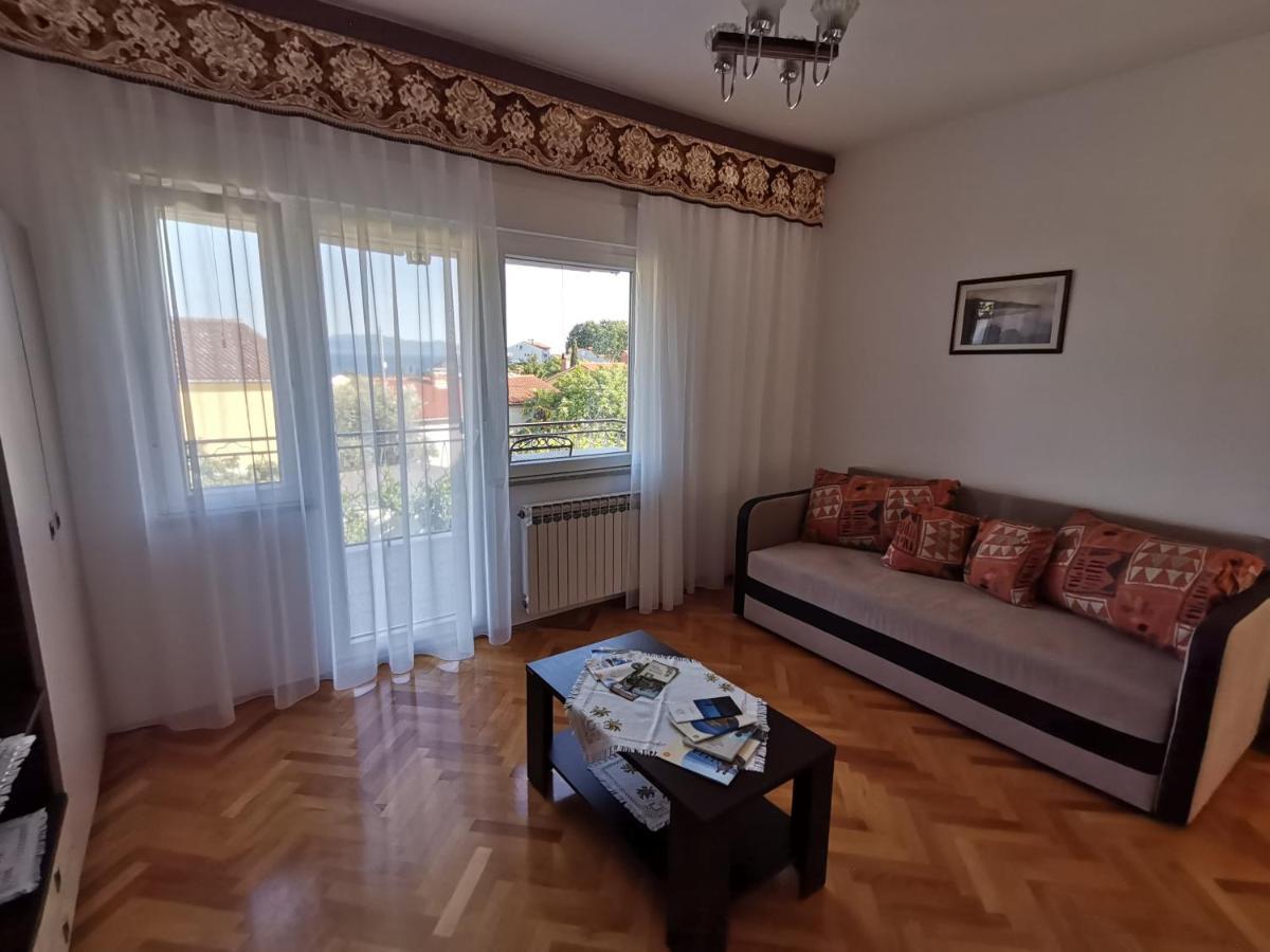 Apartment Grzin Ловран Екстер'єр фото